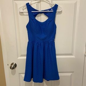 Size S blue dress